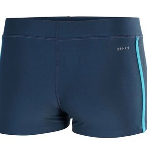 Women’s Nike dri fit shorty compression shorts